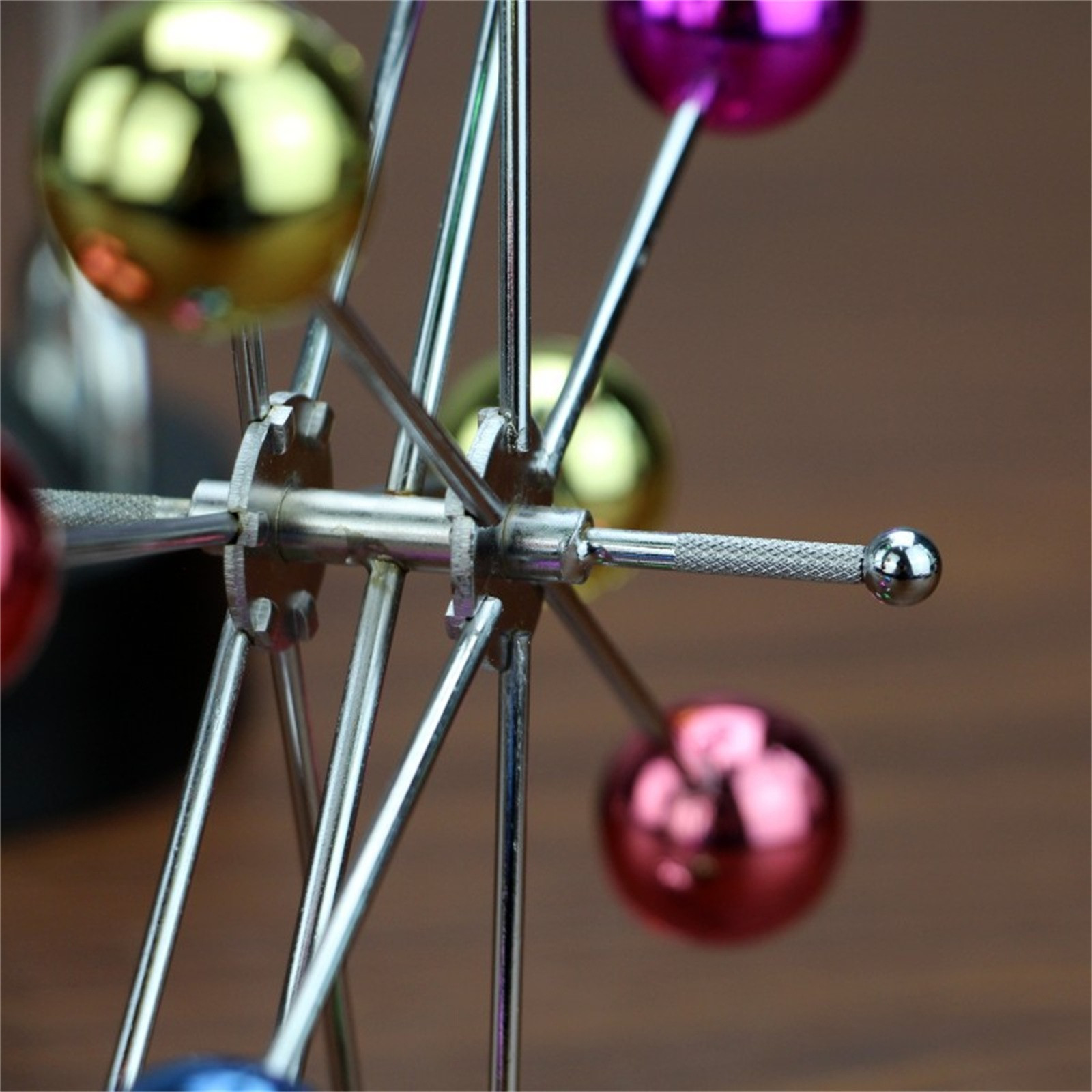 Ferris Wheel Perpetual Motion  - огляд і ціна Newton Cradle Large