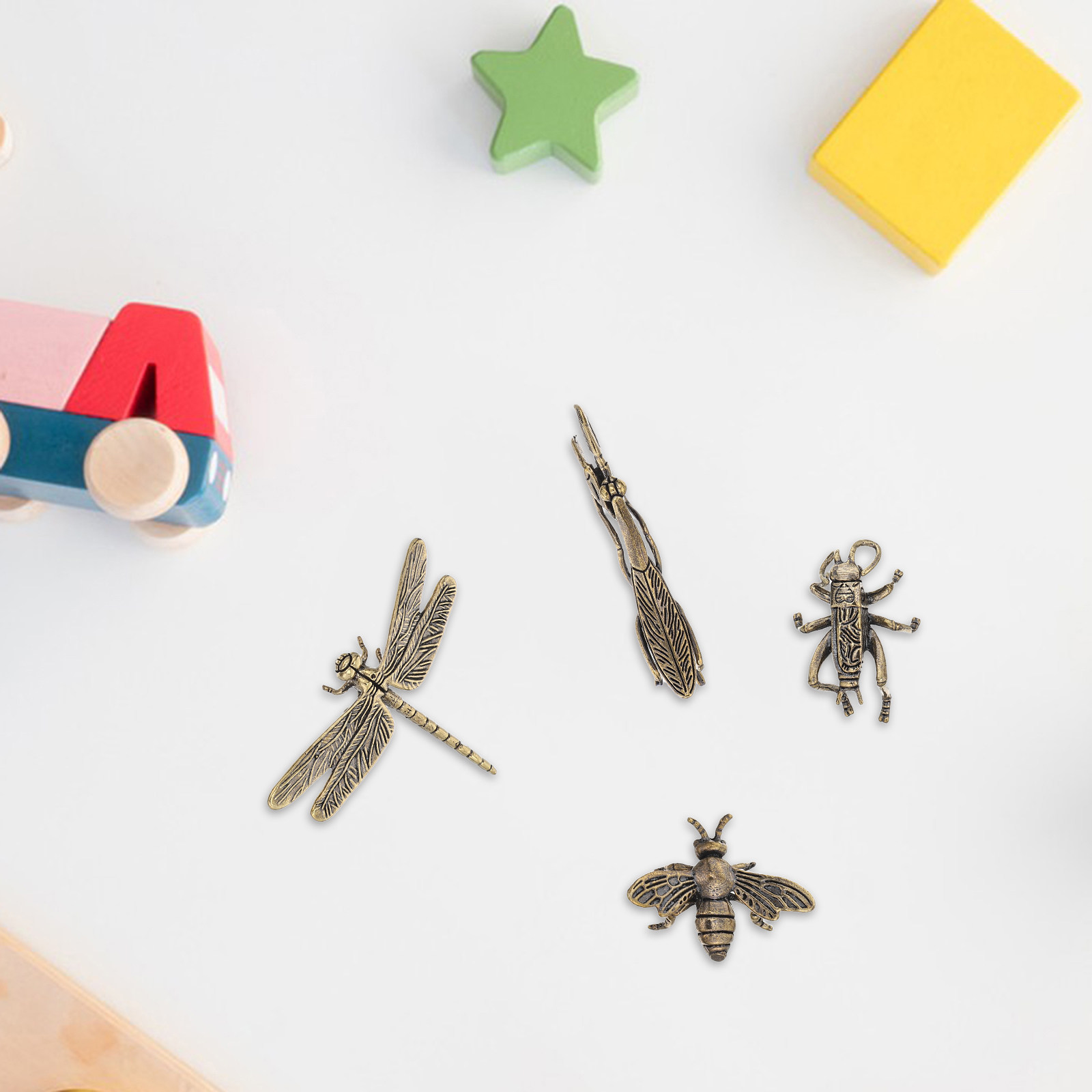 Hand Painted Insect Statues Ce - огляд і ціна Science Nursery